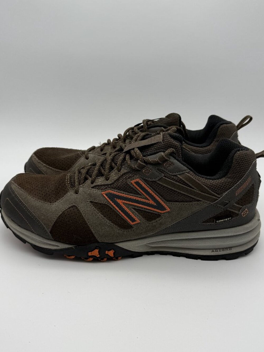New Balance MO989GT Gore-Tex Hiking Trail Shoes Brown Gray Orange Men's Size 10